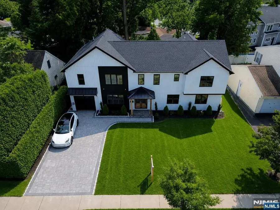 277 Howland Avenue, River Edge, NJ 07661 - #3