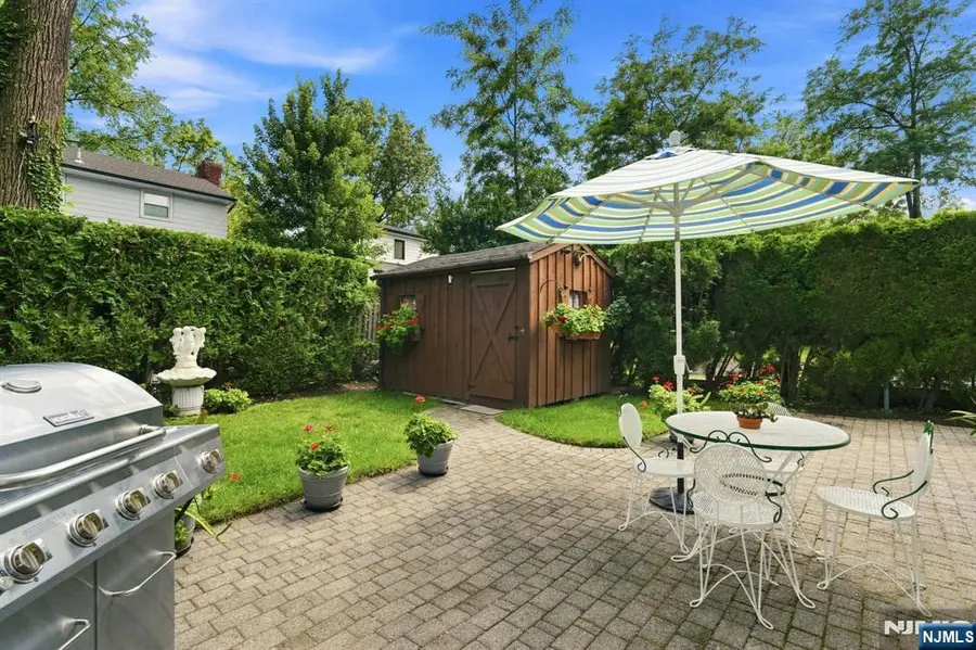 65 Hickory Street, Englewood Cliffs, NJ 07632 - #3