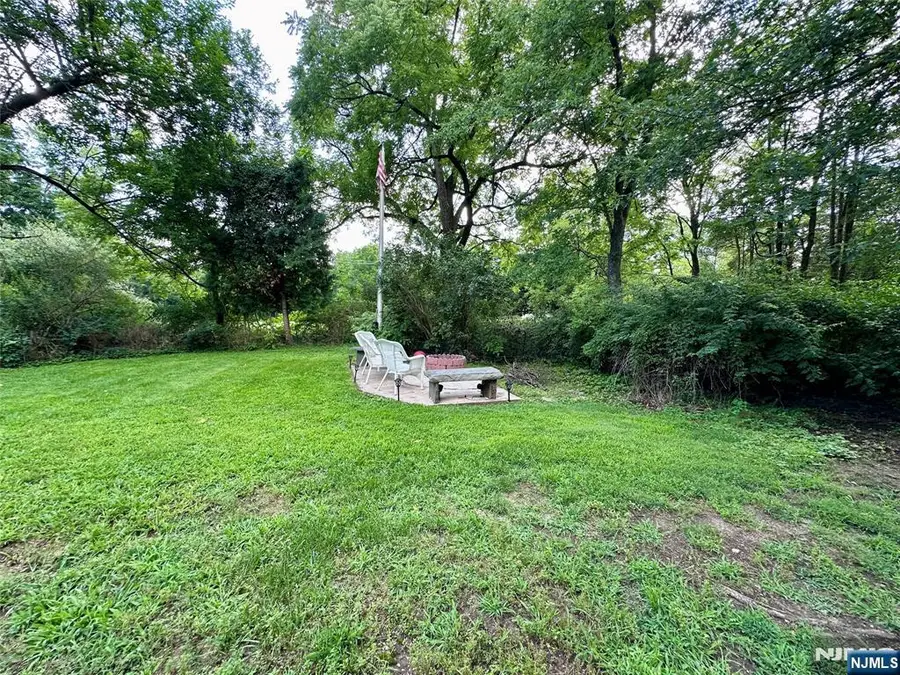 15 Warren Hagstrom Boulevard, Wanaque, NJ 07465 - #2