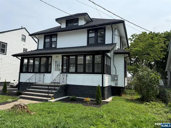 319 Crestview Place, Teaneck, NJ 07666