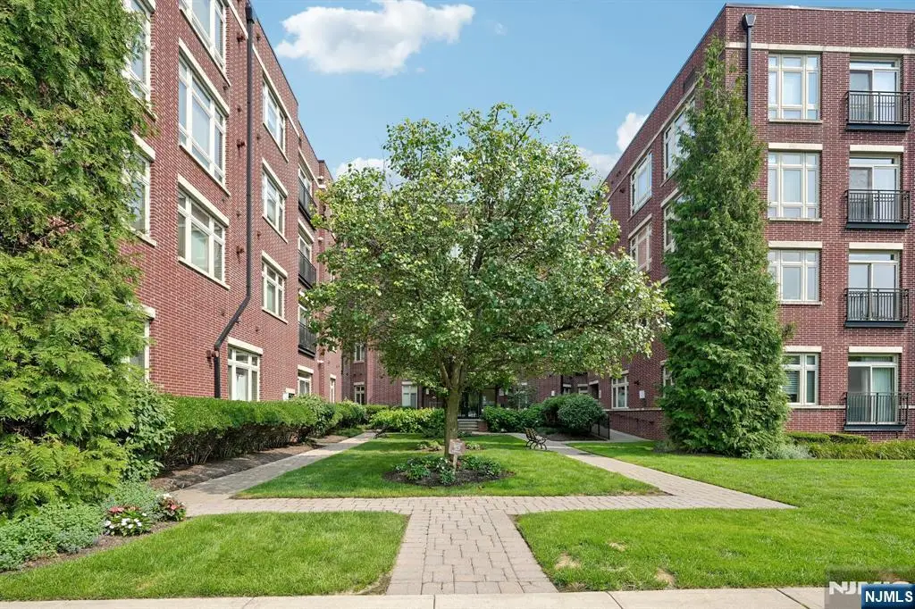 4430 Riverview Avenue 430, Englewood, NJ 07631 - #1