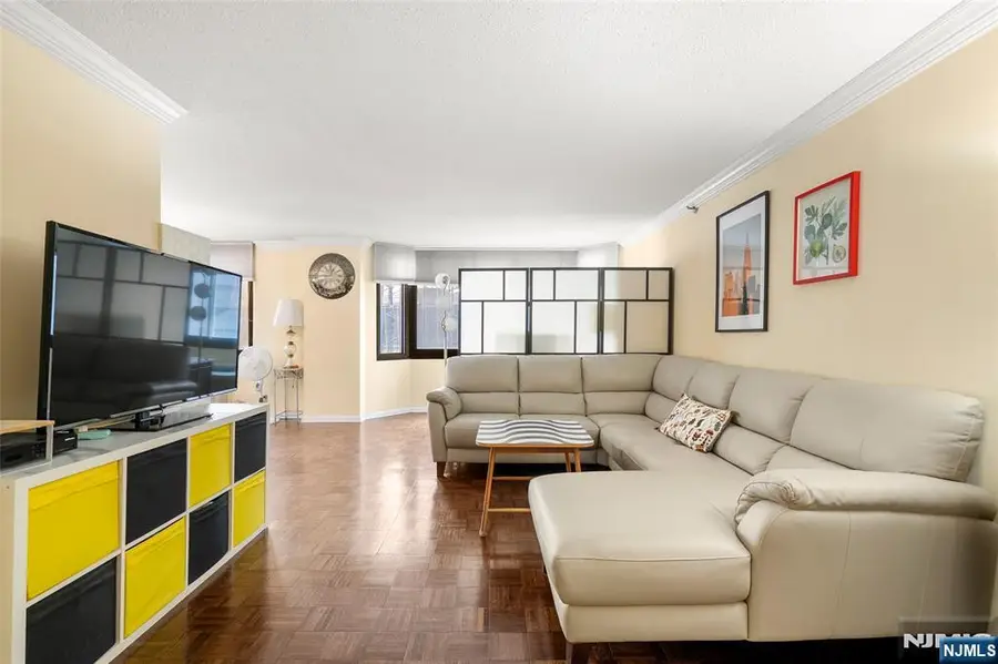 326 Prospect Avenue 8J, Hackensack, NJ 07601 - #3