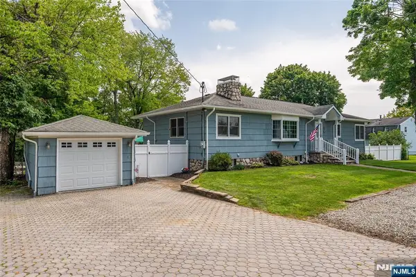 83 Vine Avenue, West Milford, NJ 07480