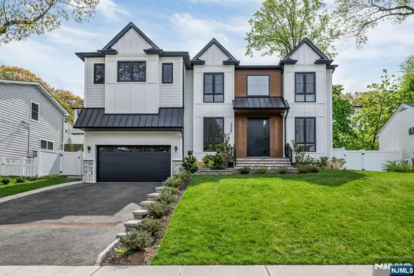 336 Lockwood Drive, Paramus, NJ 07652