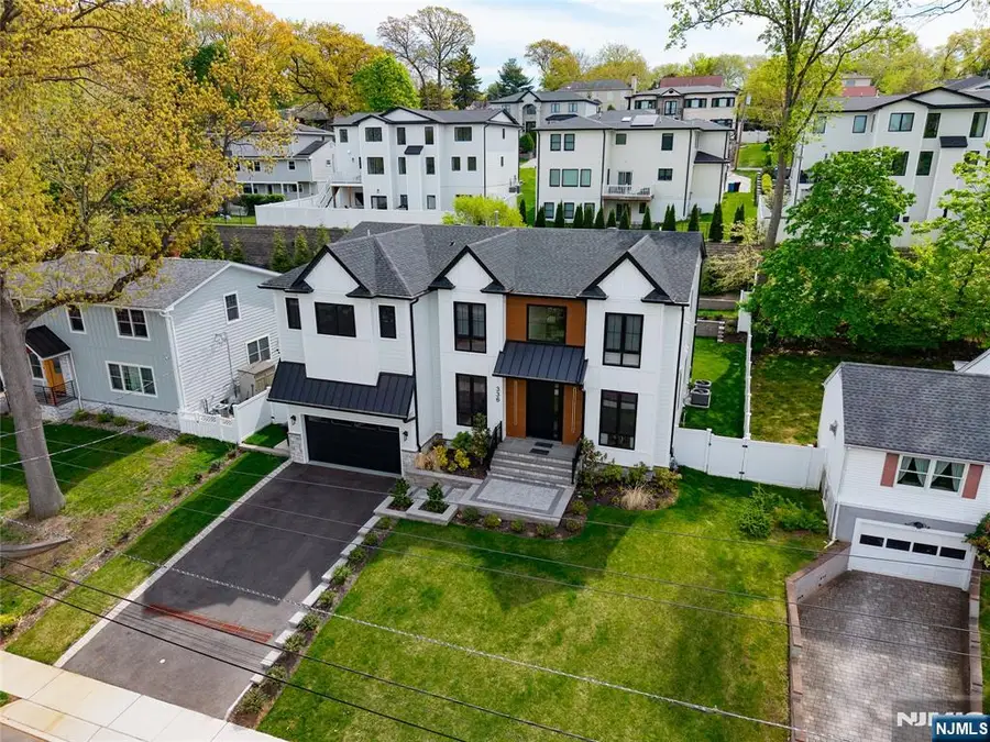 336 Lockwood Drive, Paramus, NJ 07652 - #2