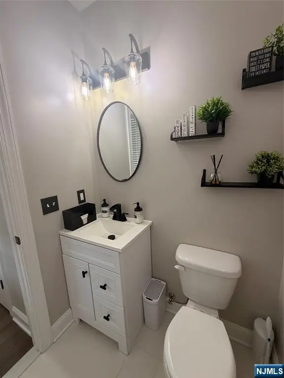 22 Larch Street, Carteret, NJ 07008 - #3