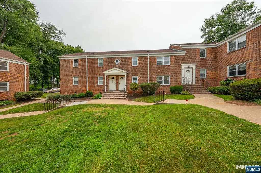 161 Knickerbocker C, Englewood, NJ 07631 - #1