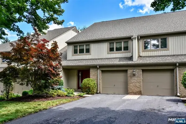 281 E Vista View Drive, Mahwah, NJ 07430