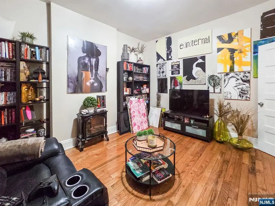 14 48th Street, Weehawken, NJ 07086 - #3