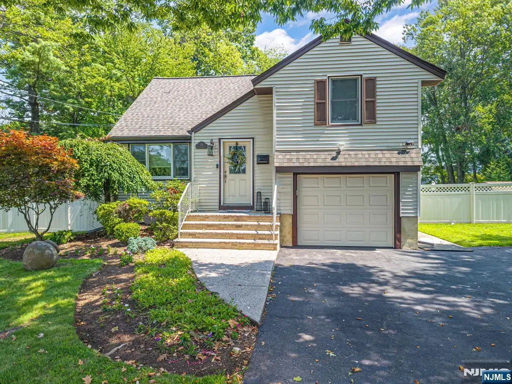 376 Chelsea Street, Paramus, NJ 07652 - #1