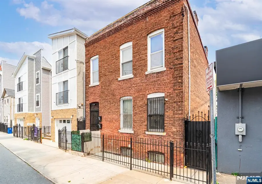 502 18th Street, Newark, NJ 07103 - #2