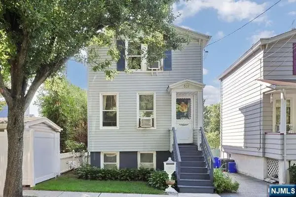 531 6th Street, Carlstadt, NJ 07072