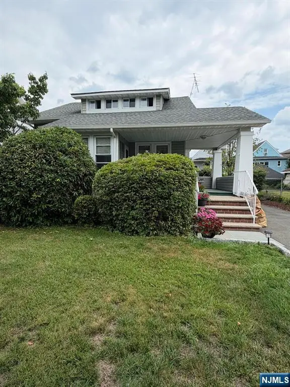 590-594 River Drive, Passaic, NJ 07055