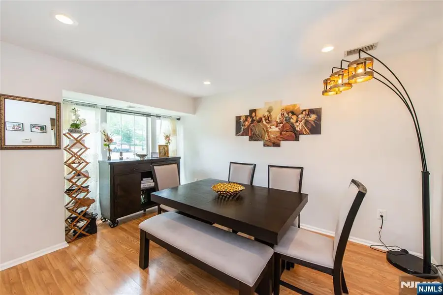 1066 Chedworth Circle, Mahwah, NJ 07430 - #3