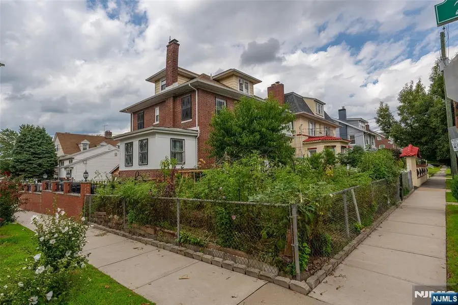 300-302 Ridge Street, Newark, NJ 07104 - #2