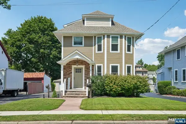 465 Oak Avenue, Maywood, NJ 07607