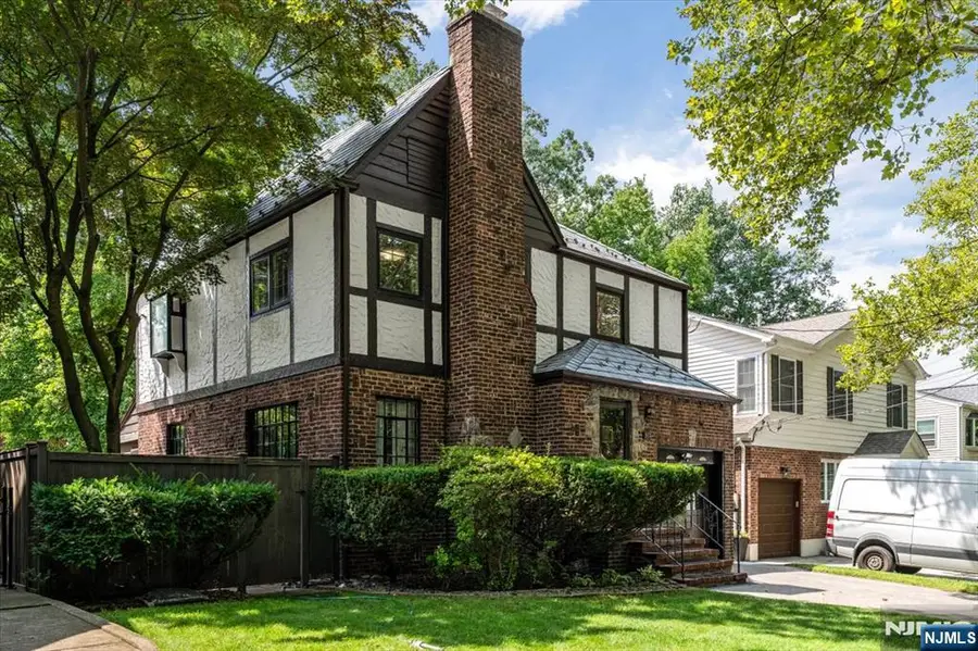 512 Fairidge Terrace, Teaneck, NJ 07666 - #2