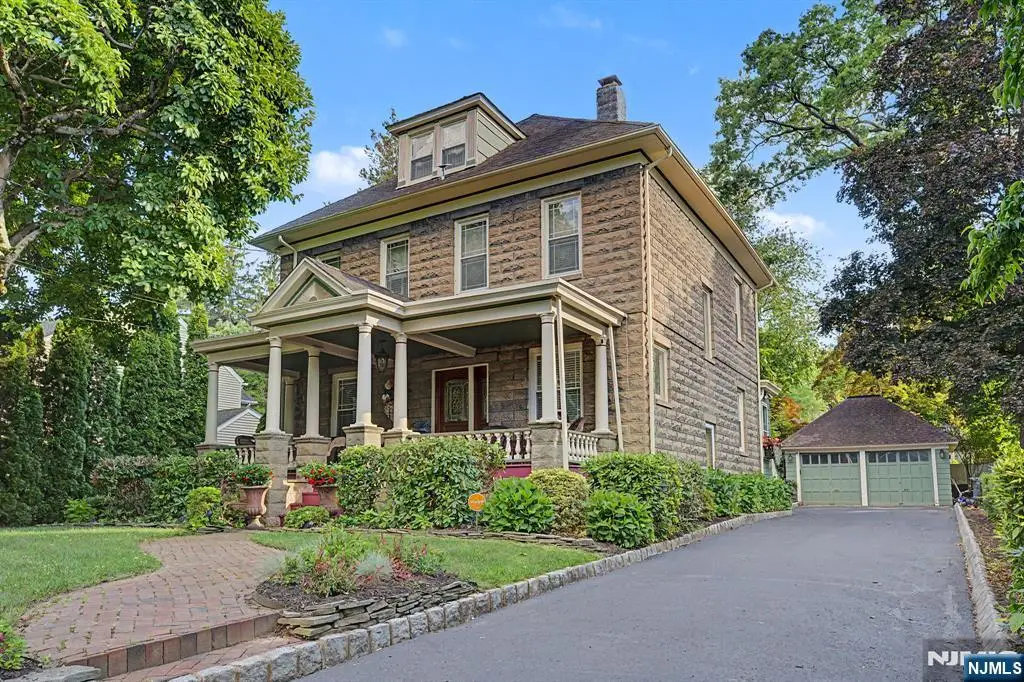 11 Willow Street, Cranford, NJ 07016 - #1