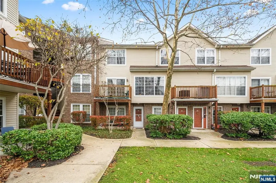 1420 Westgate Drive 8109, Fort Lee, NJ 07024 - #2