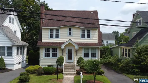 352 Demarest Avenue, Oradell, NJ 07649