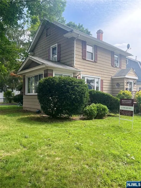 68 Peachtree Road, Maplewood, NJ 07040