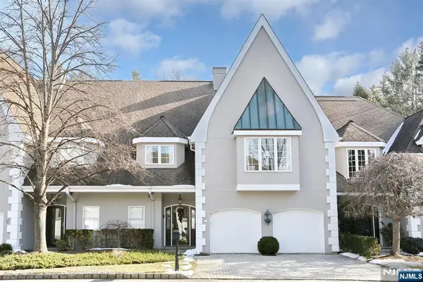 2 Normandy Court, Ho-Ho-Kus, NJ 07423