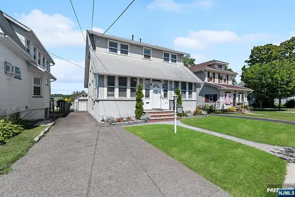 433 Stuyvesant Avenue, Lyndhurst, NJ 07071