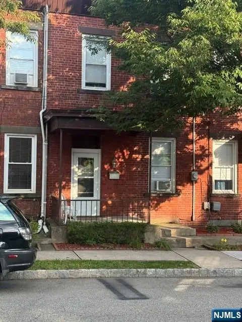 421 4th Street, Carlstadt, NJ 07072