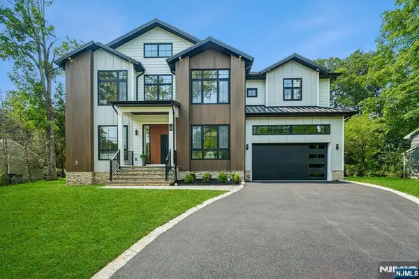 83 Falcon Road, Livingston, NJ 07039