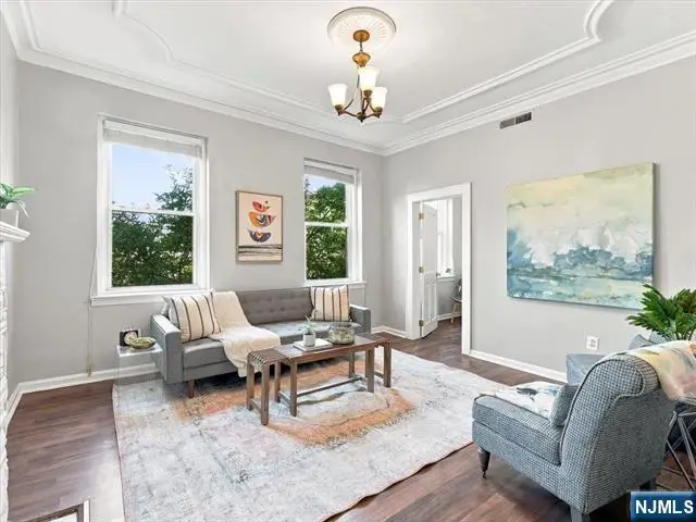 35 Waverly Street 3, Jersey City, NJ 07306 - #2