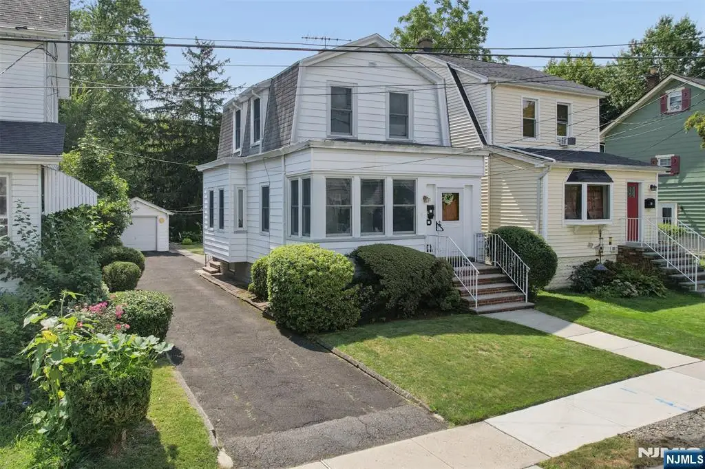 11 Concord Avenue, Maplewood, NJ 07040 - #1