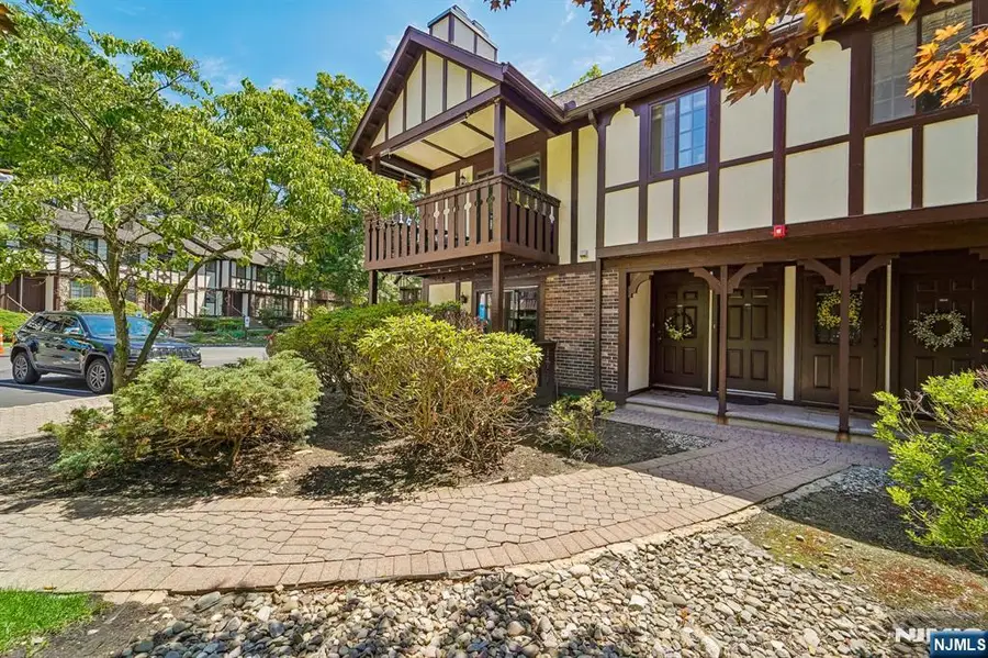 3811 Melville Court, Mahwah, NJ 07430 - #2