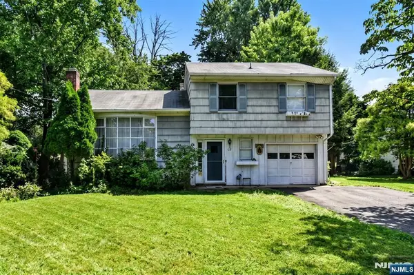 68 Sycamore Avenue, Ho-Ho-Kus, NJ 07423
