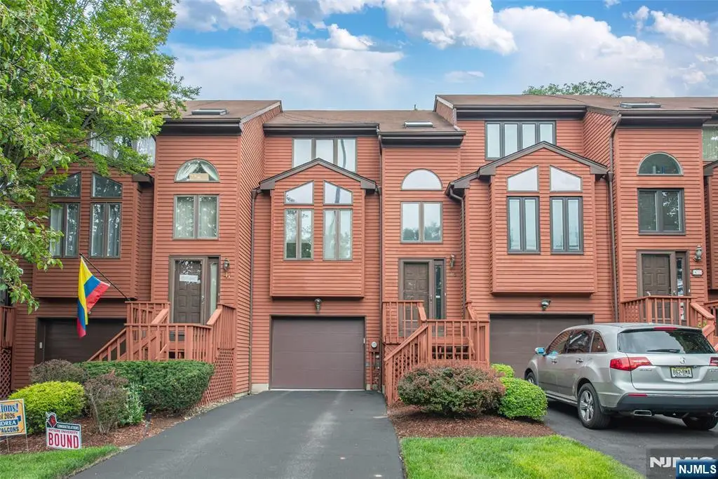 45 Sampson Street 11, Saddle Brook, NJ 07663 - #1