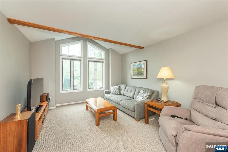 45 Sampson Street 11, Saddle Brook, NJ 07663 - #3