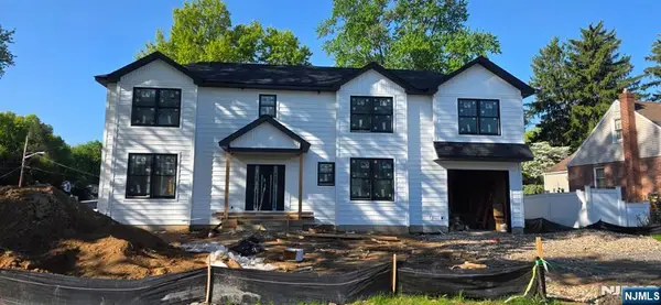 329 Birchwood Road, New Milford, NJ 07646