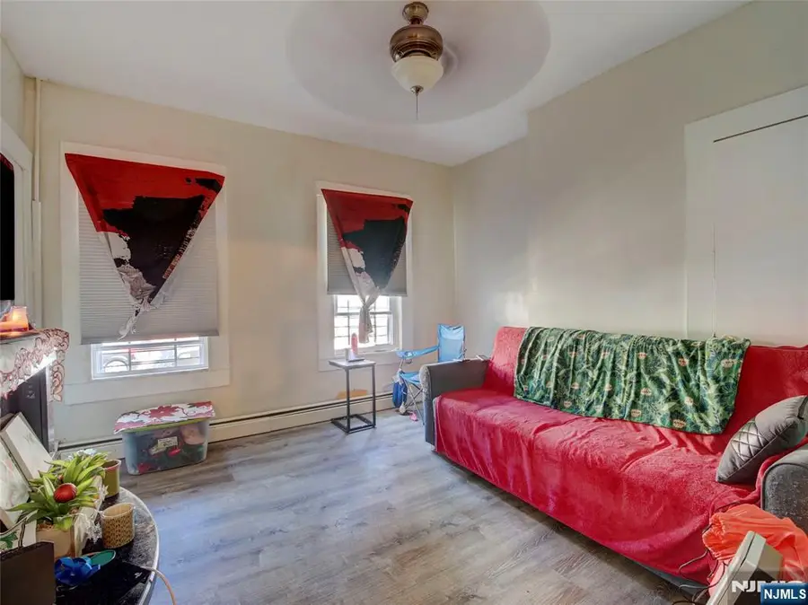 39 Hillman Street, Paterson, NJ 07522 - #3