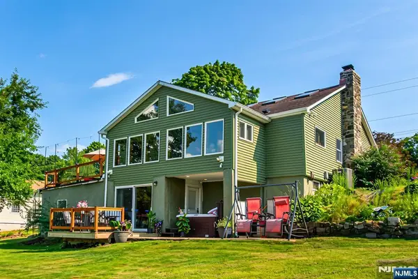 48 Lakeside Avenue, Hardyston, NJ 07460