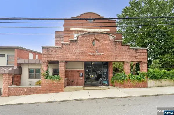 50 May Street 112, Hawthorne, NJ 07506
