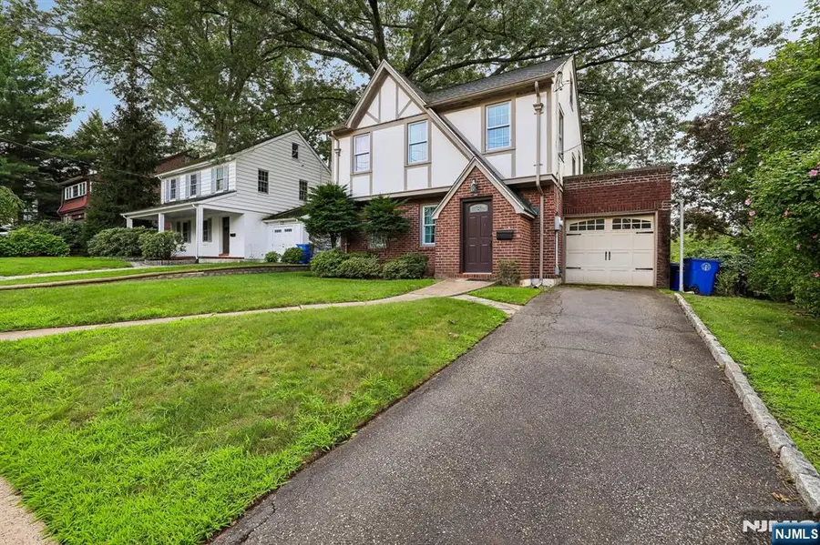 22 Elm Street, Tenafly, NJ 07670 - #3