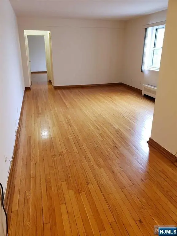 2205 N Central Road 5B, Fort Lee, NJ 07024 - #2