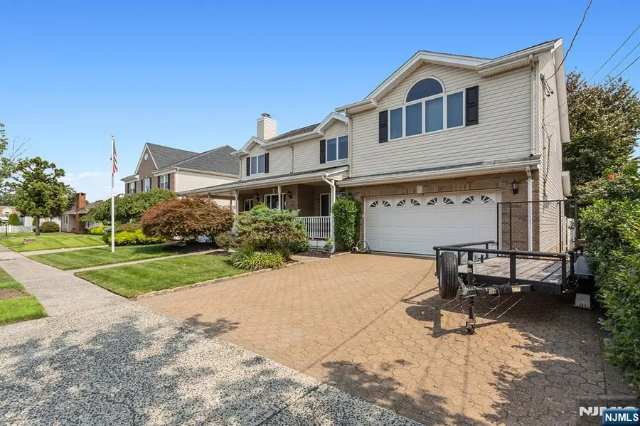 26 Mount Cedar Avenue, Wallington, NJ 07057 - #3