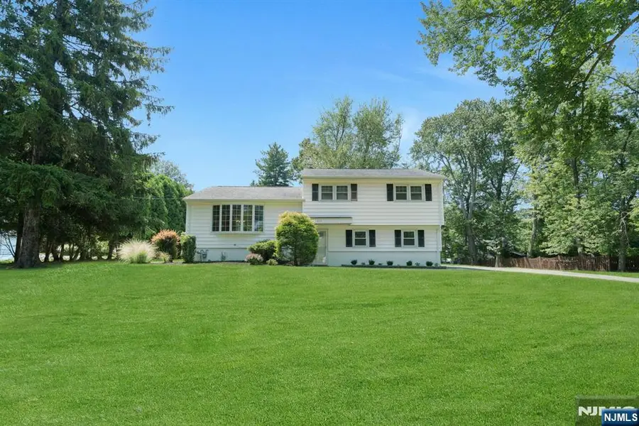 615 Maze Road, River Vale, NJ 07675 - #2