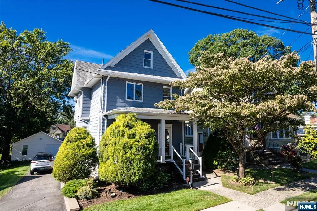 20 Twain Place, Clifton, NJ 07013 - #1