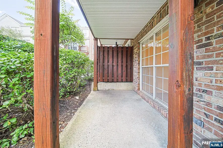 240 Village Circle Drive 1131, Fort Lee, NJ 07024 - #3
