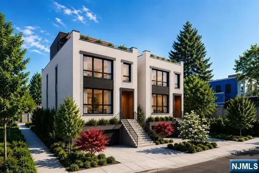 30 De Kalb Avenue, Jersey City, NJ 07306