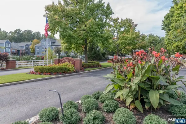351 Cambridge Drive, Ramsey, NJ 07446