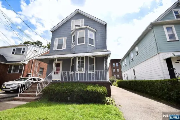 35 Hilton Street, Clifton, NJ 07011