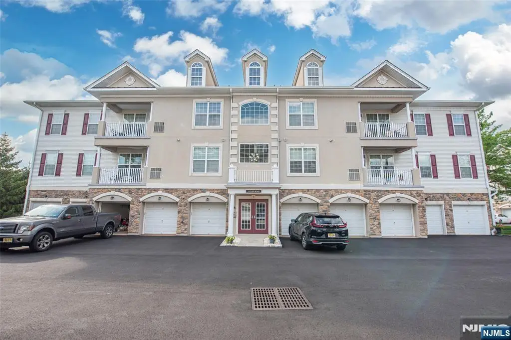7 Cliff Road D2, Woodland Park, NJ 07424 - #1