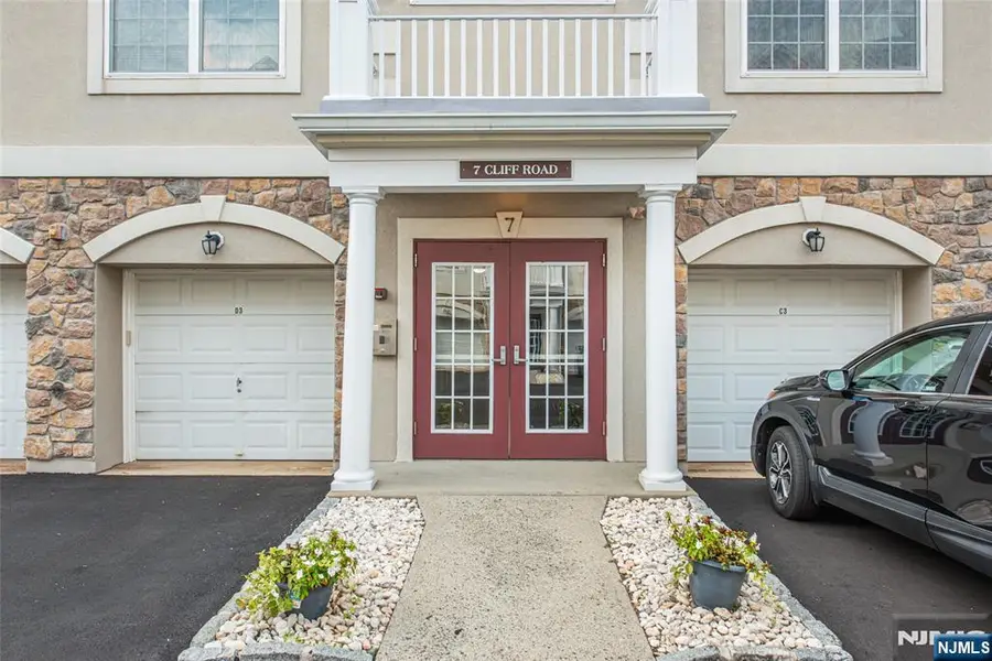 7 Cliff Road D2, Woodland Park, NJ 07424 - #2